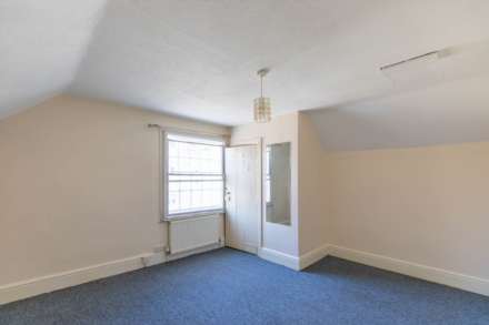 Middle Street, Stroud, Image 7