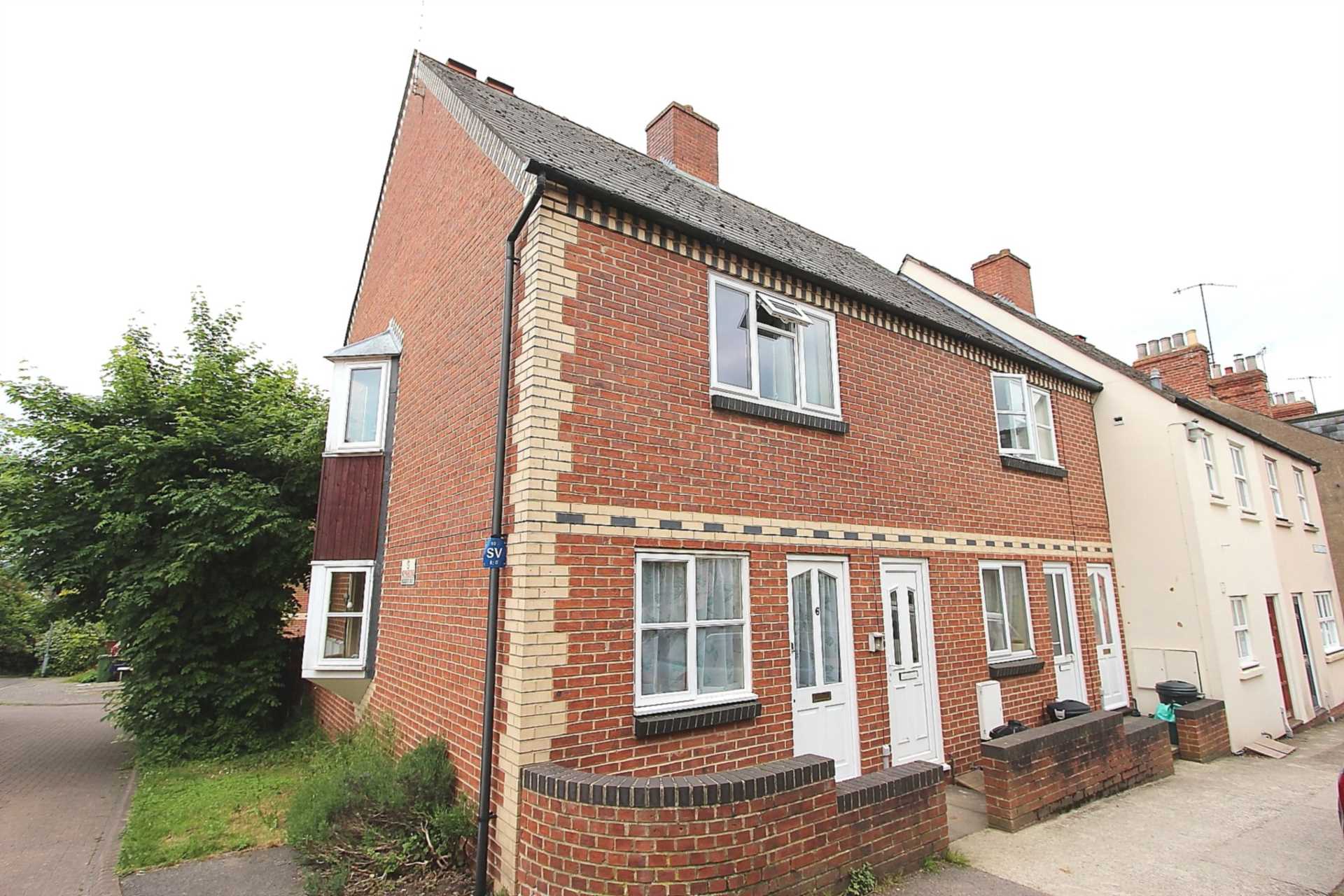 Sutton Gardens, Middle Street, Stroud, Image 1