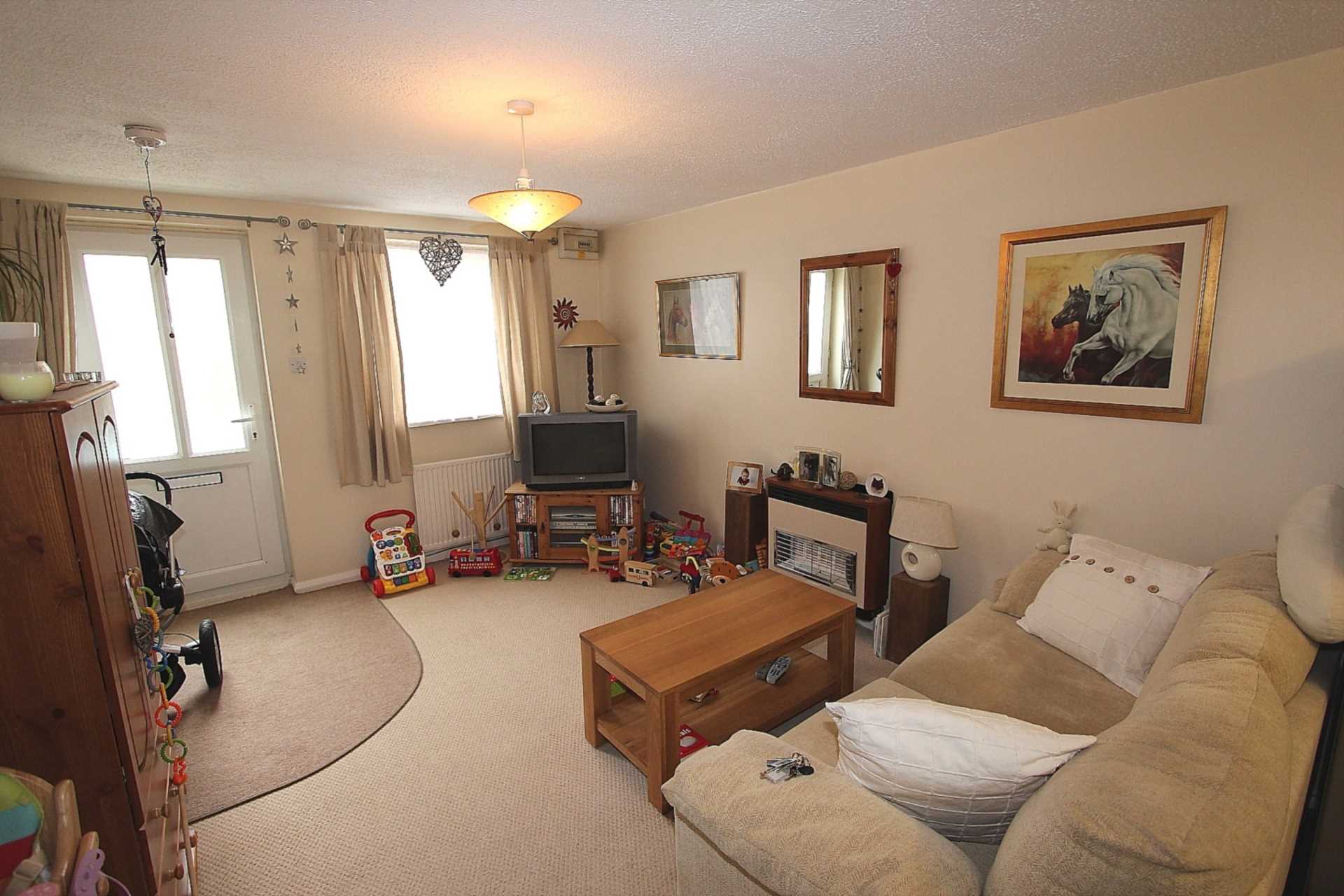 Sutton Gardens, Middle Street, Stroud, Image 2