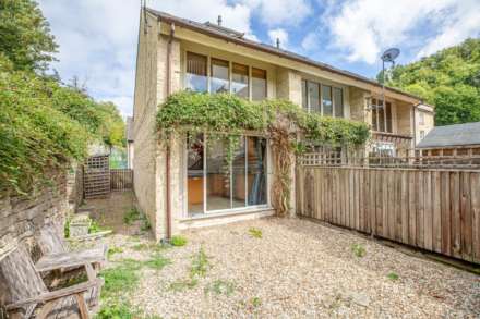 Belvedere Mews, Chalford, Image 2