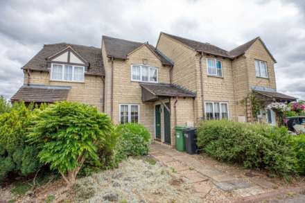 2 Bedroom Terrace, Gardner Close, Chalford
