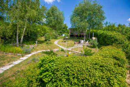Bourne Estate, Brimscombe, Image 16