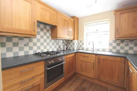 Berkeley Close, Cashes Green, Image 2