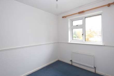 Berkeley Close, Cashes Green, Image 8
