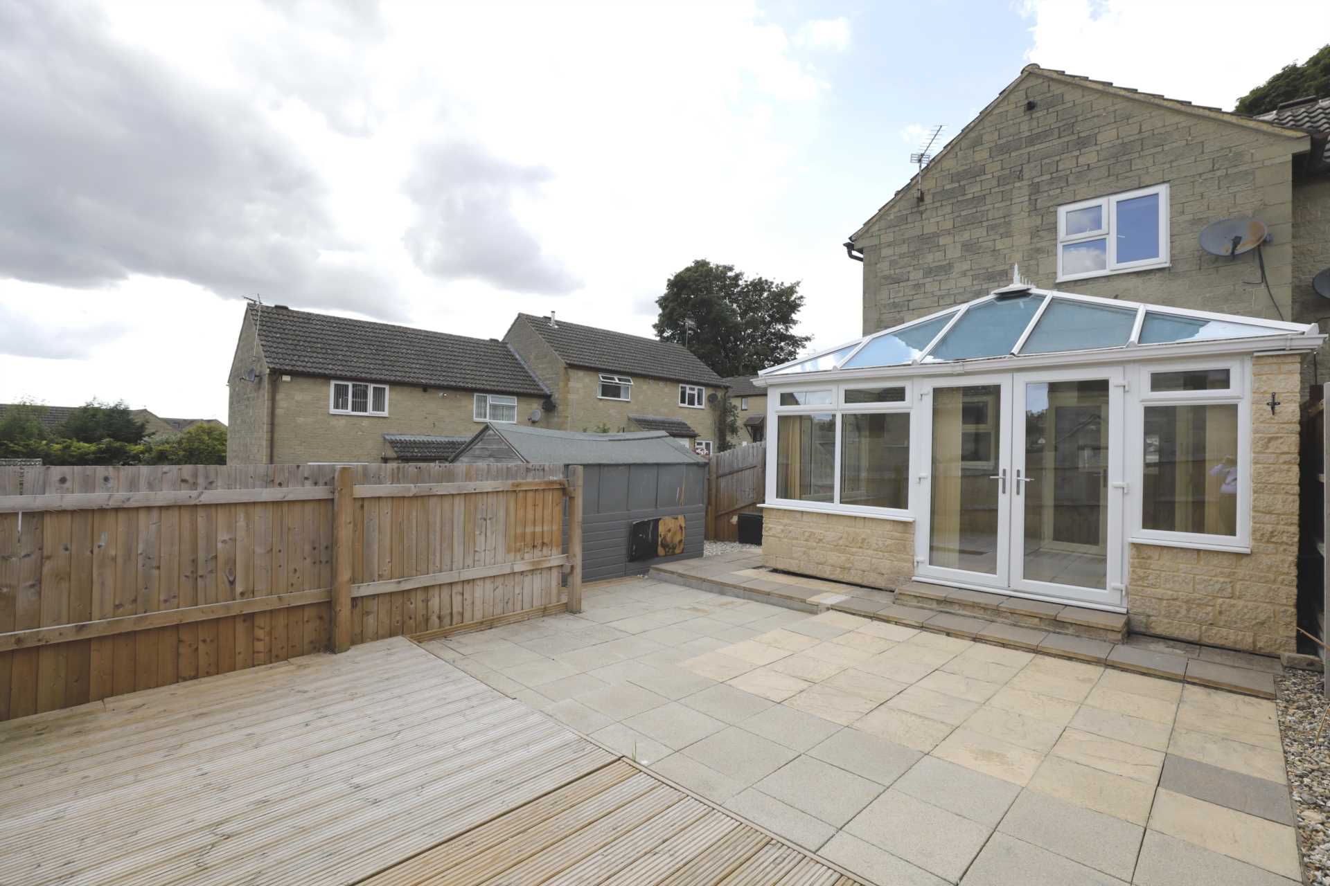 Peghouse Close, Stroud, Image 3