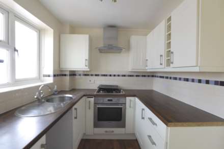 Peghouse Close, Stroud, Image 4