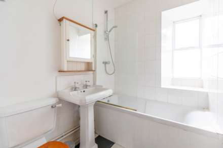 Stone Manor, Bisley Road, Stroud, Image 8