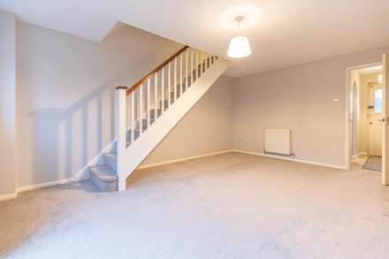 Hawk Close, Chalford, Stroud, Image 3