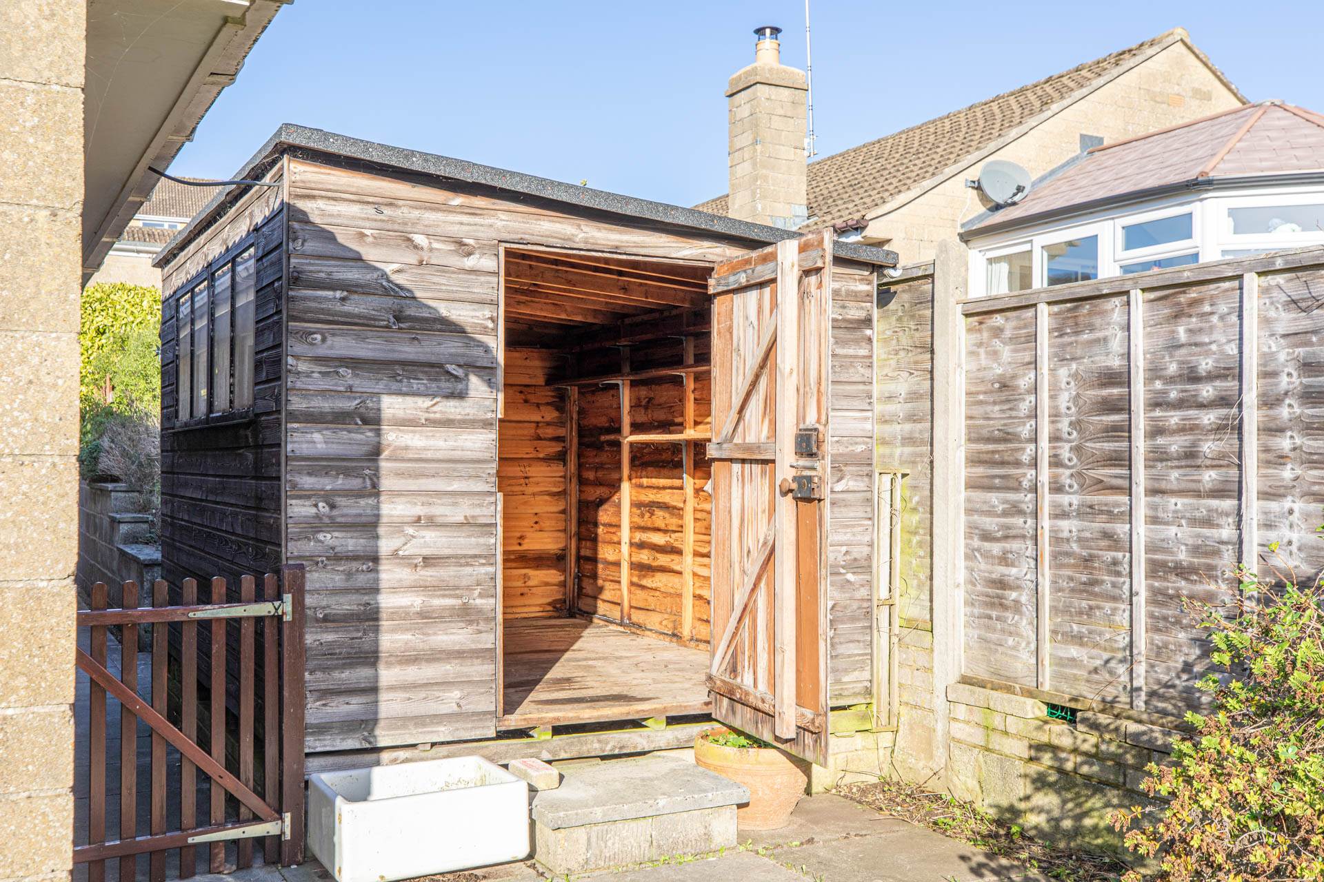 Shepherds Close, Uplands, Image 12