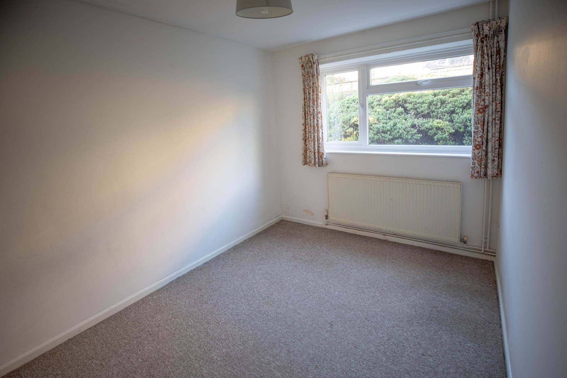 Shepherds Close, Uplands, Image 7