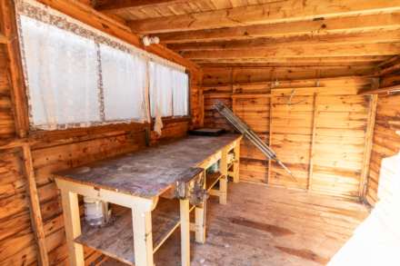 Shepherds Close, Uplands, Image 13