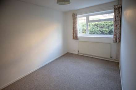 Shepherds Close, Uplands, Image 7