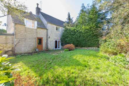 Calfway Lane, Bisley, Image 15