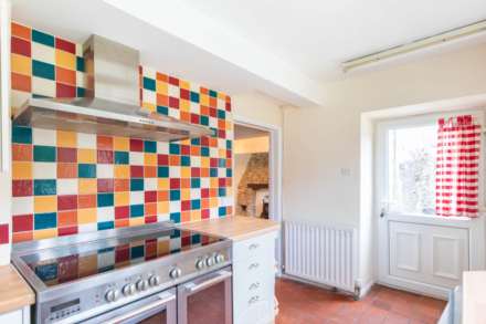 Calfway Lane, Bisley, Image 6