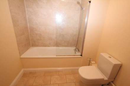 Russell House, Stroud, Image 5