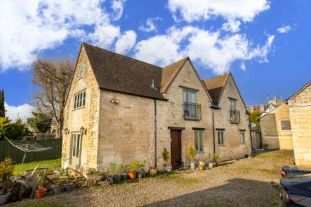 3 Bedroom Detached, Westward Road, Ebley