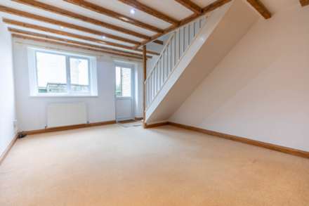 Freame Close, Bussage, Image 2