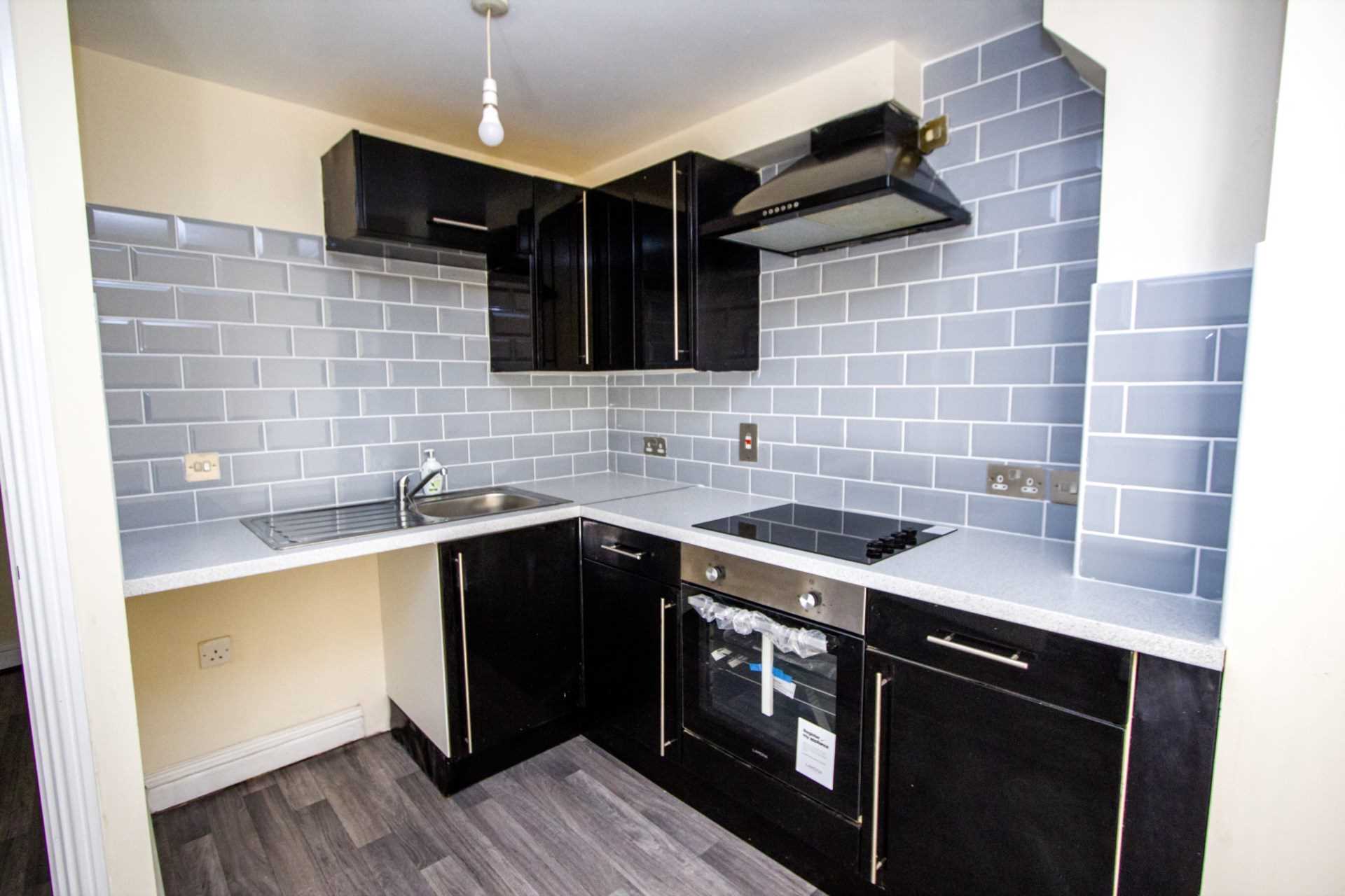 Russell House, Stroud, Image 3