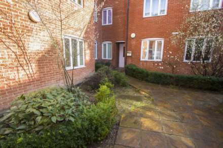 Russell House, Stroud, Image 7