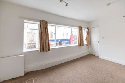 Mixed use Commercial unit & 2 x Self contained two bedroom flats, High Street, Stroud, Image 6