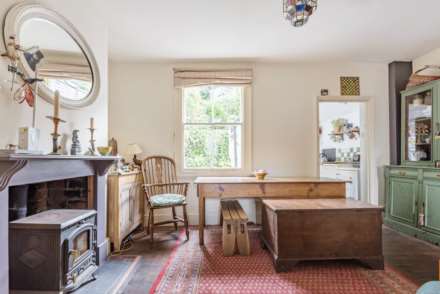 Victoria Road, Brimscombe, Image 2