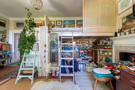 Wallbridge House, Stroud, Image 6