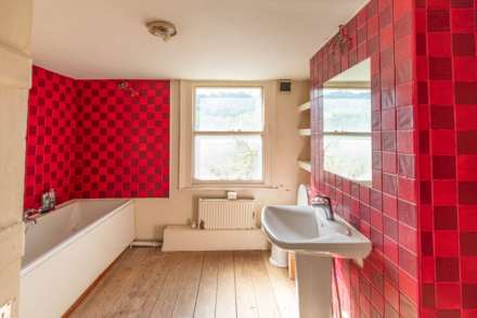 (Residential) London Road, Thrupp, Image 17
