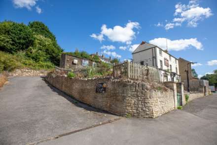 (Residential) London Road, Thrupp, Image 2
