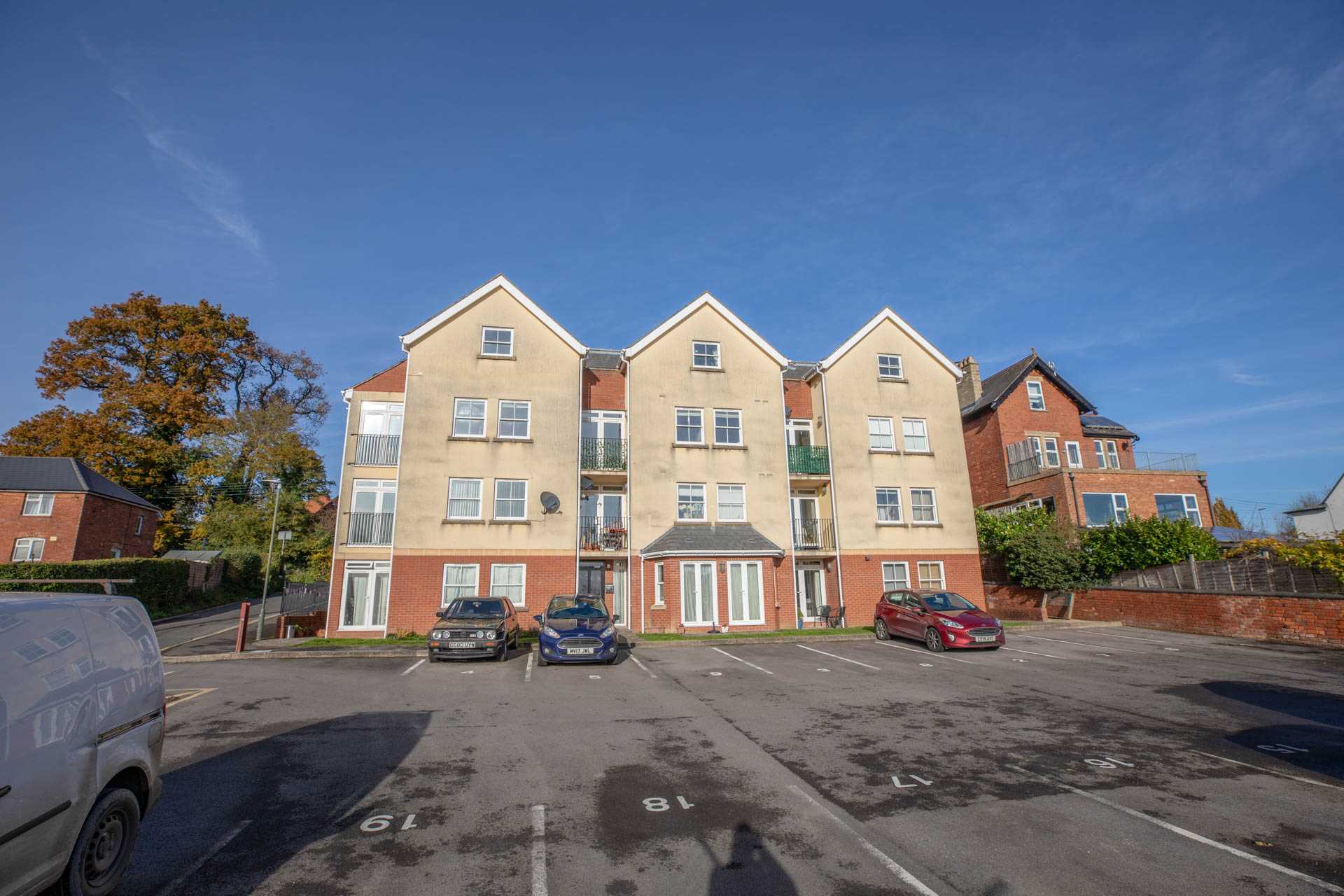 Alpine Court, Stratford Road, Image 8