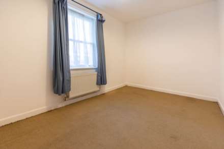 Alpine Court, Stratford Road, Image 4