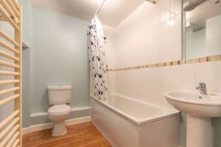 Alpine Court, Stratford Road, Image 6