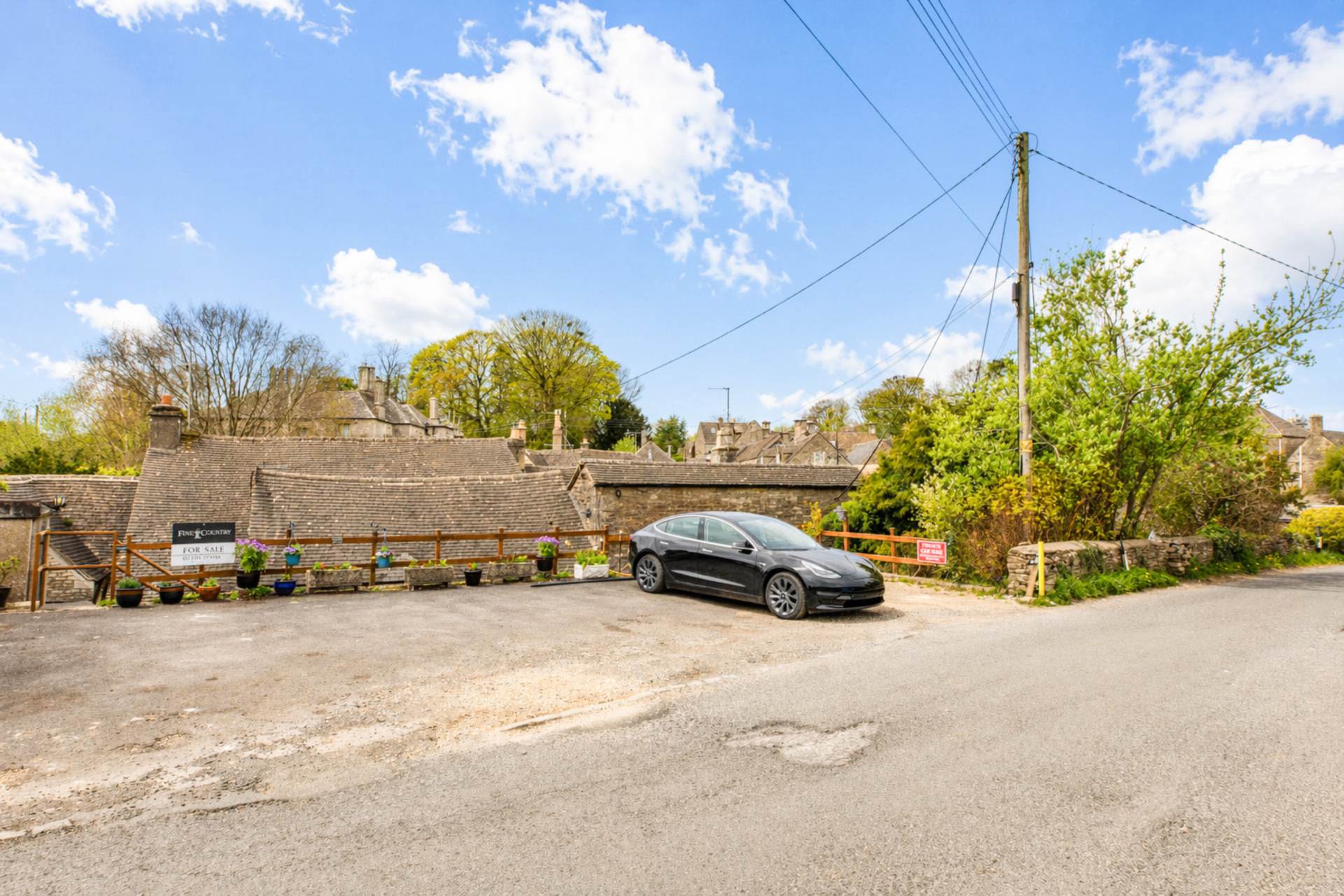 High Street, Bisley, Image 29