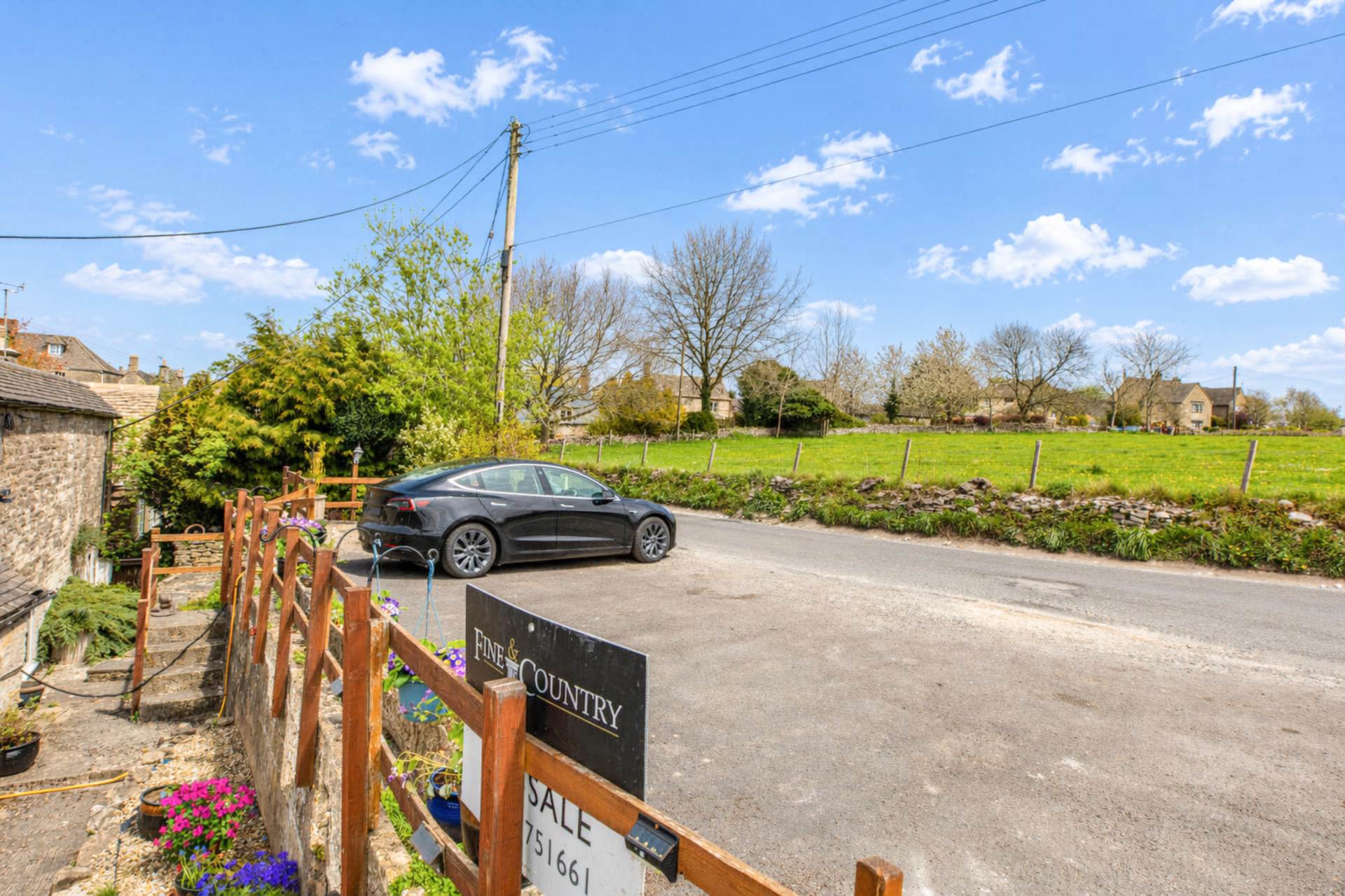 High Street, Bisley, Image 3