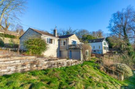 3 Bedroom Detached Bungalow, Theescombe, Amberley
