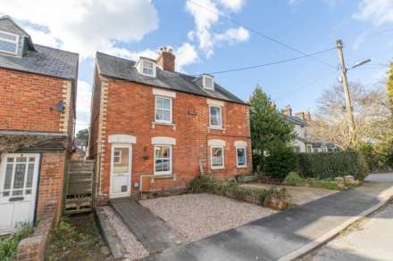 Springfield Road, Cashes Green, Stroud, Image 1