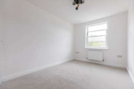 Palazzo Amalfi, Market Street, Nailsworth, Image 6