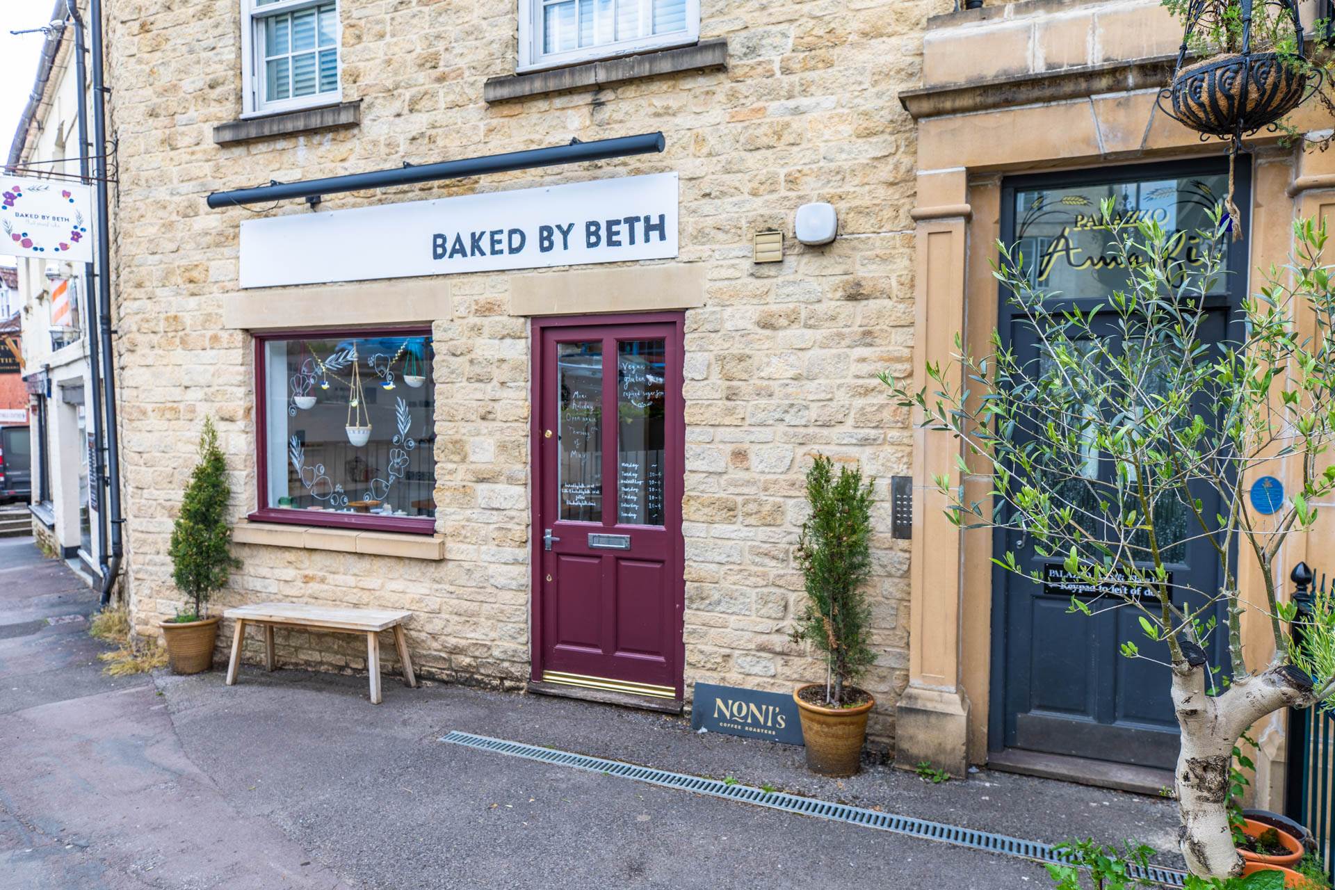 Palazzo Amalfi, Market Street, Nailsworth, Image 2
