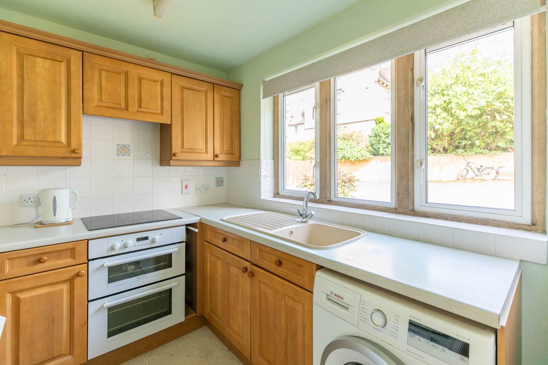 West Grange Court, Lovedays Mead, Stroud., Image 4