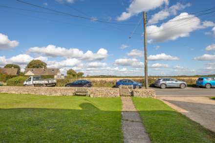 Windyridge, Cheltenham Road, Bisley, Image 19