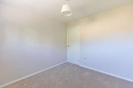 Peghouse Rise, Stroud, Image 19