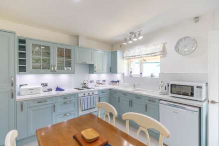 Gardeners Way, Kings Stanley, Stonehouse, Image 3