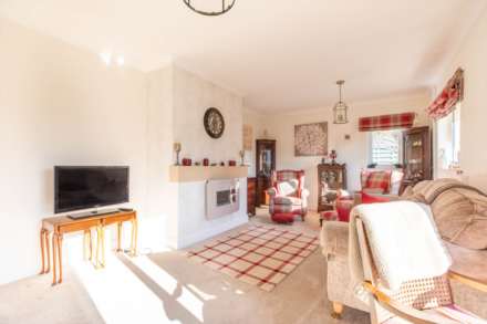 Gardeners Way, Kings Stanley, Stonehouse, Image 4