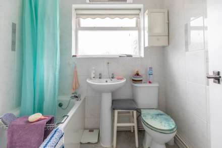 Valley View Road, Stroud, Image 13