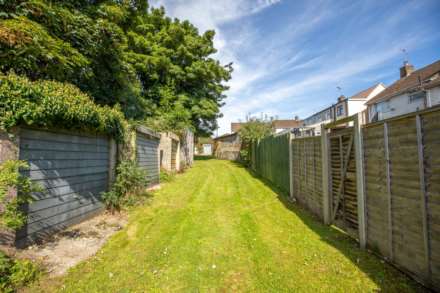 Valley View Road, Stroud, Image 23