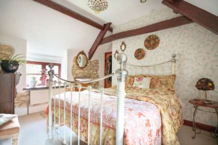 Bath Road, Nailsworth, Image 11