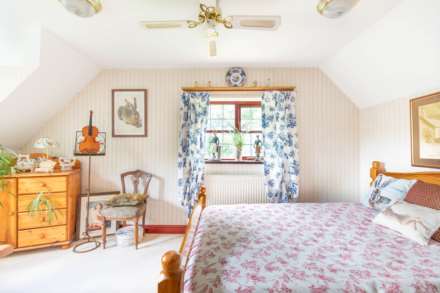 Bath Road, Nailsworth, Image 15