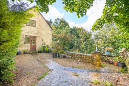 Bath Road, Nailsworth, Image 21