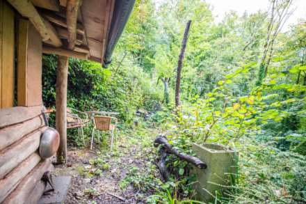 Bath Road, Nailsworth, Image 24