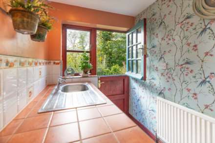 Bath Road, Nailsworth, Image 5