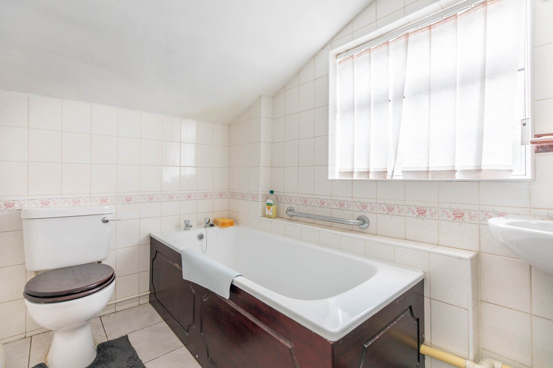 Westend, Stonehouse, Image 12